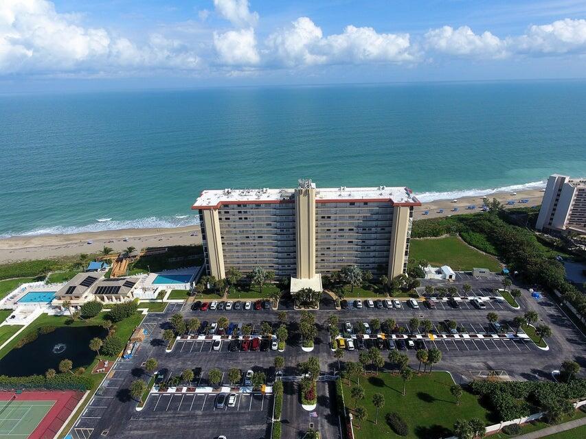 ISLAND CREST CONDOMINIUM - Residential