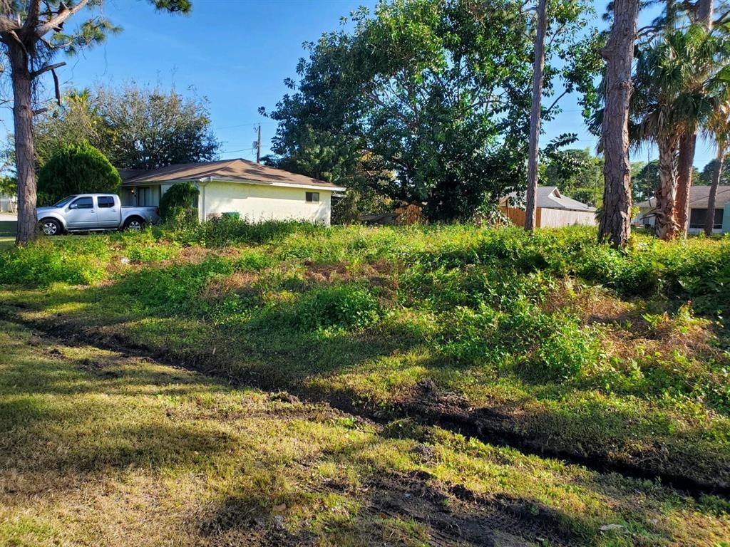 Photo of 2286 SE Gaslight Street, Port Saint Lucie, FL 34952 (MLS # R10708663)