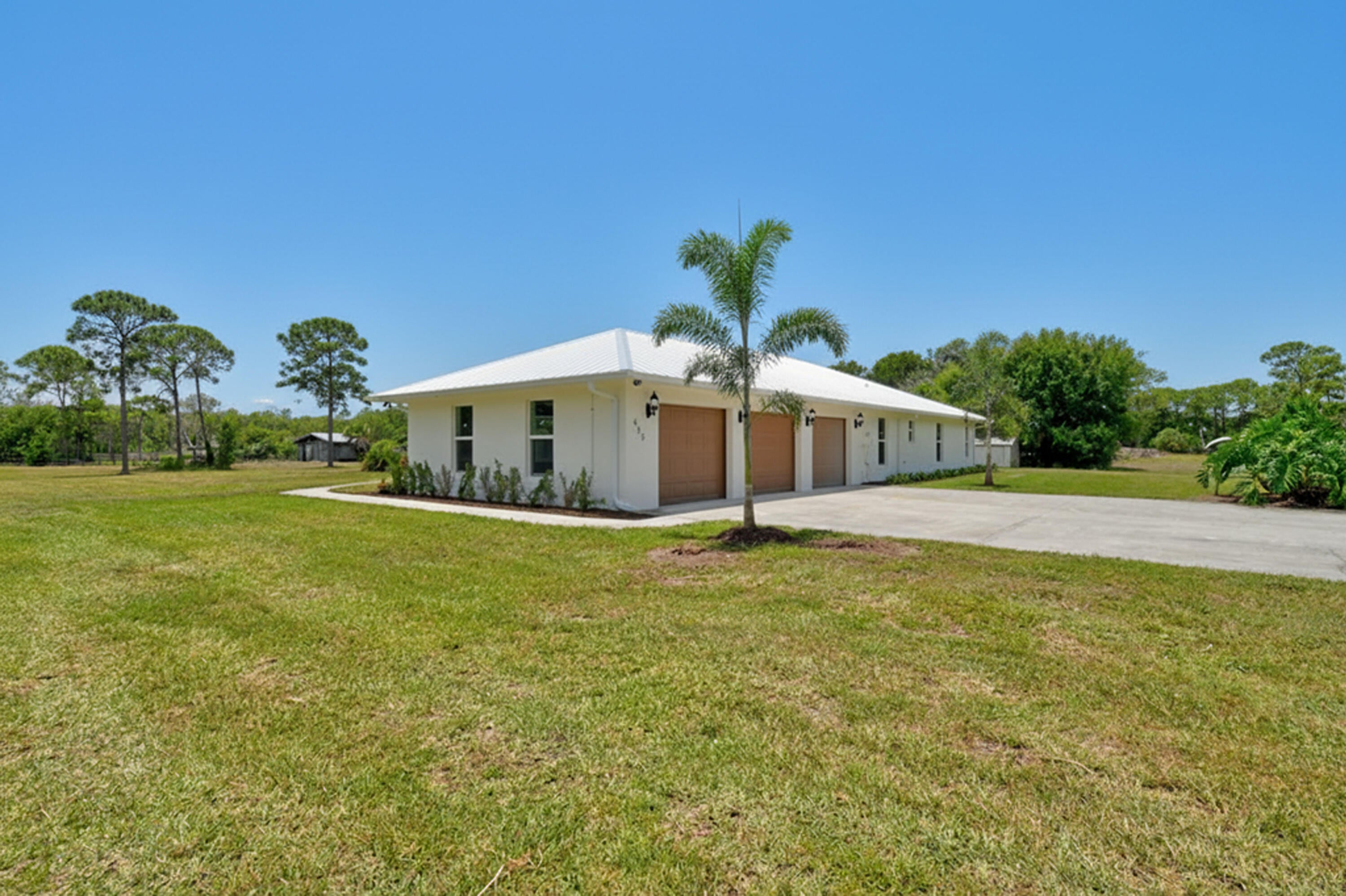 425 N Ffa Rd, Fort Pierce, FL, 34945, USA, 4 Bedrooms Bedrooms, ,3 BathroomsBathrooms,Residential,Active,425 N Ffa Rd,B26040814