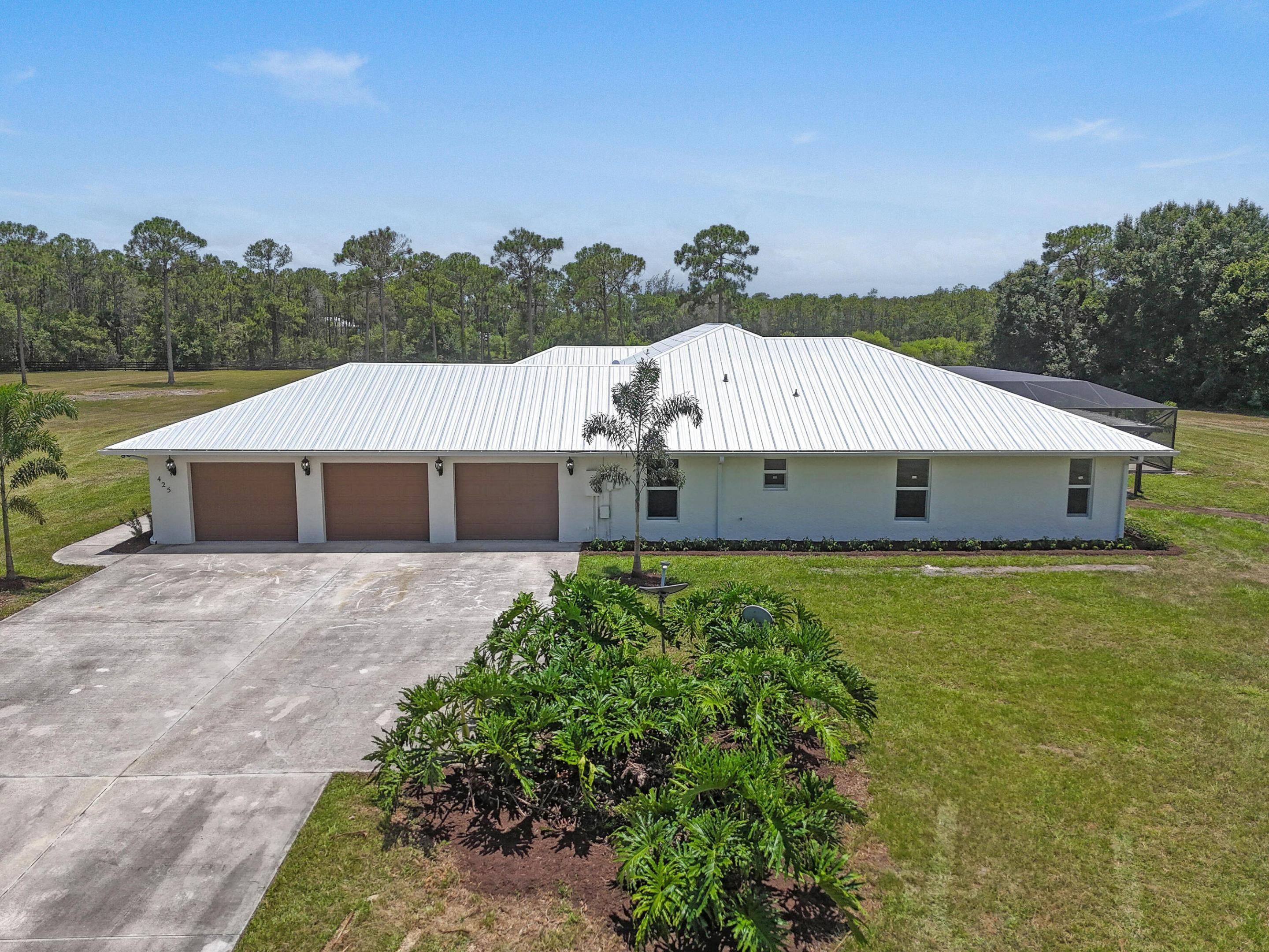 425 N Ffa Rd, Fort Pierce, FL, 34945, USA, 4 Bedrooms Bedrooms, ,3 BathroomsBathrooms,Residential,Active,425 N Ffa Rd,B26040814