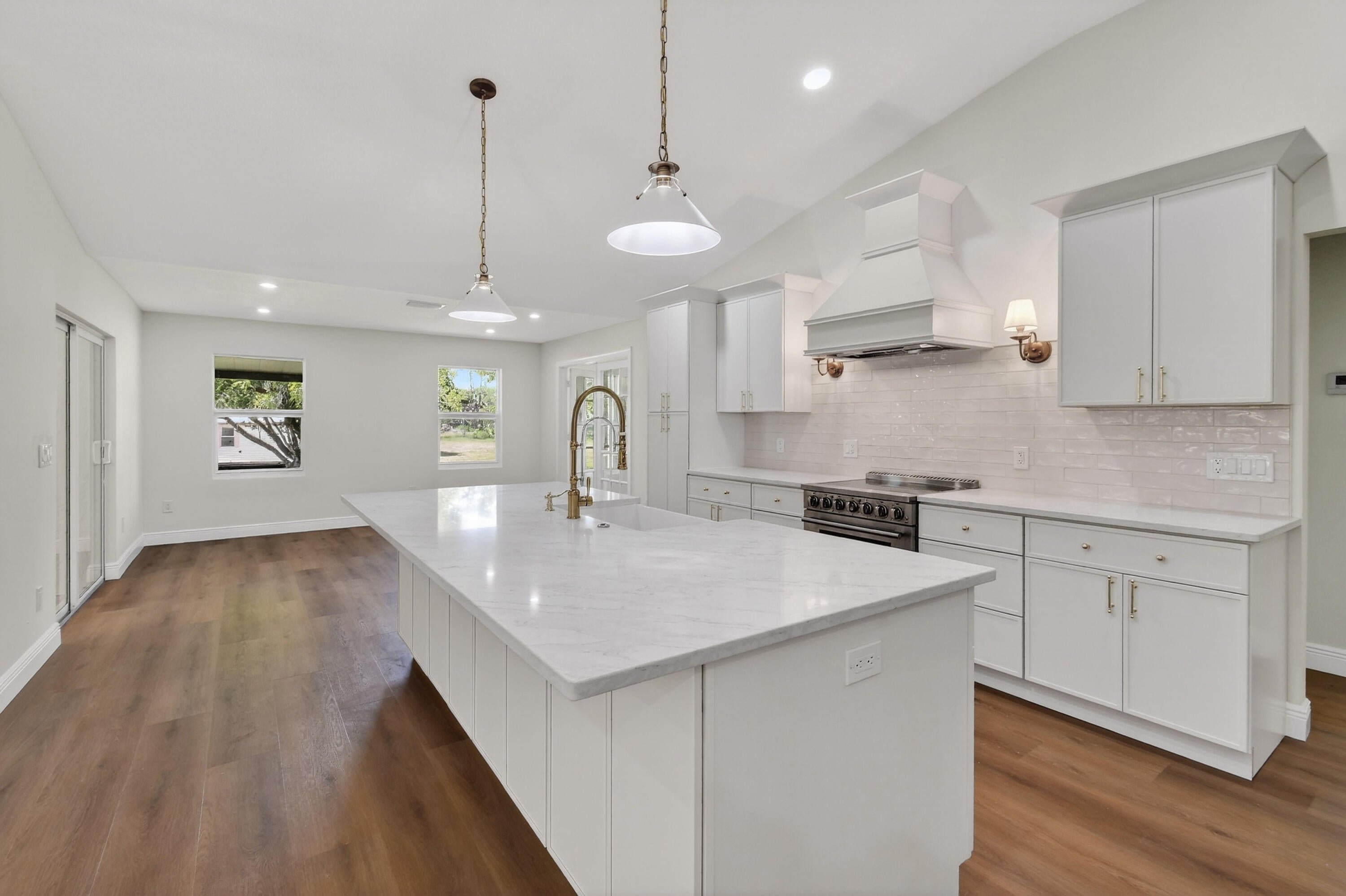 425 N Ffa Rd, Fort Pierce, FL, 34945, USA, 4 Bedrooms Bedrooms, ,3 BathroomsBathrooms,Residential,Active,425 N Ffa Rd,B26040814