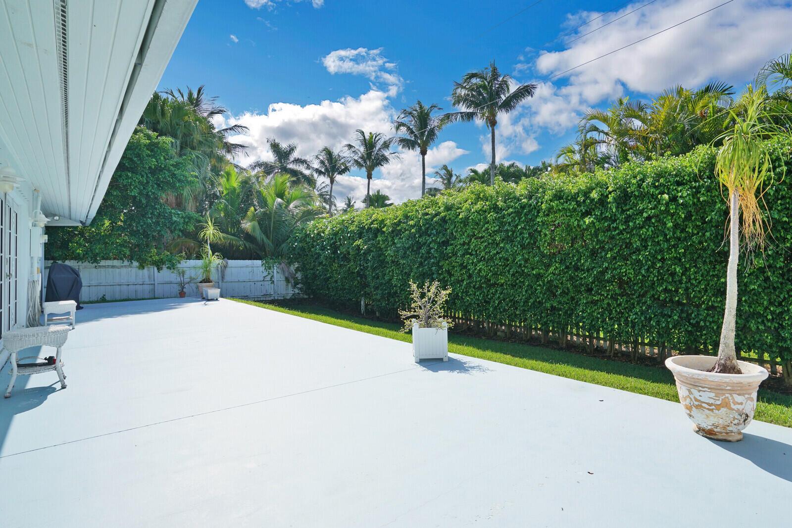 OCEAN RIDGE - Residential Lease