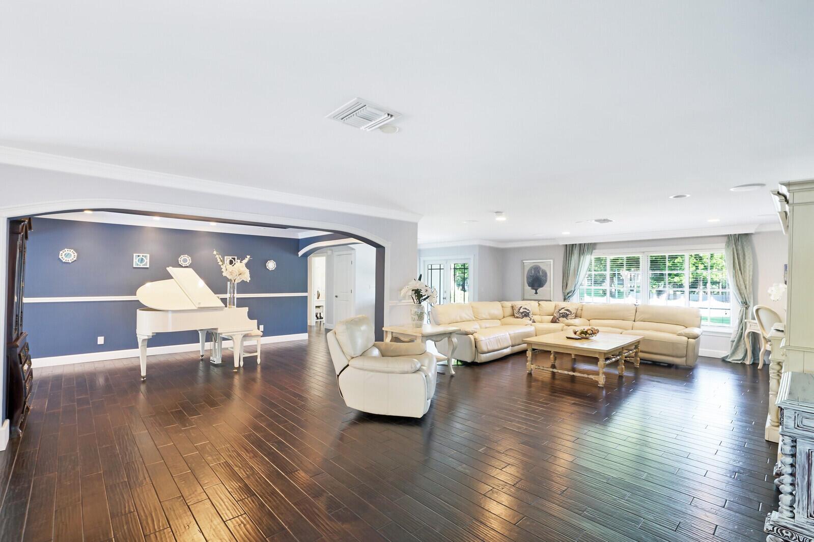 OCEAN RIDGE - Residential Lease