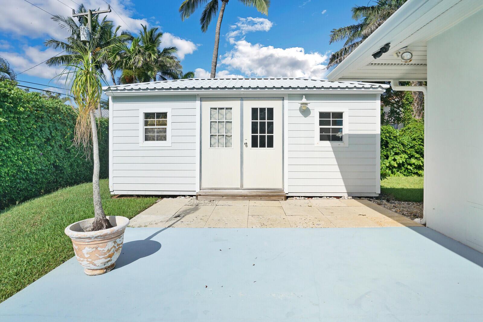 OCEAN RIDGE - Residential Lease