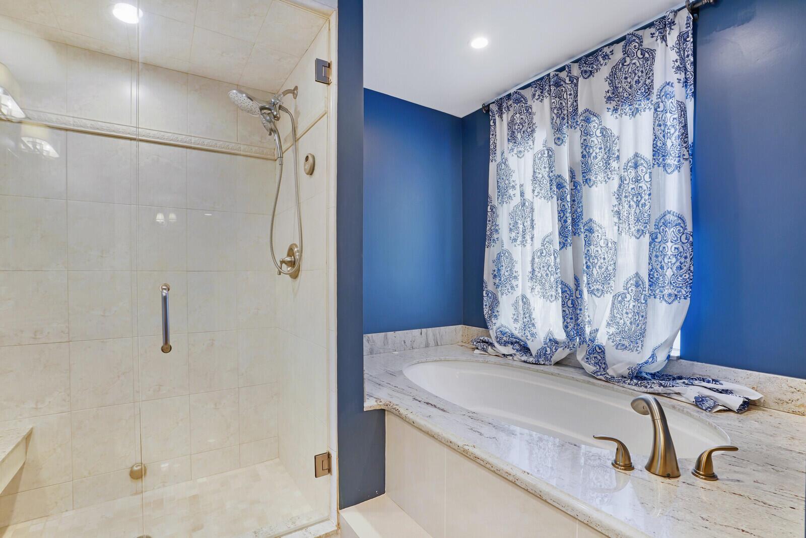 OCEAN RIDGE - Residential Lease