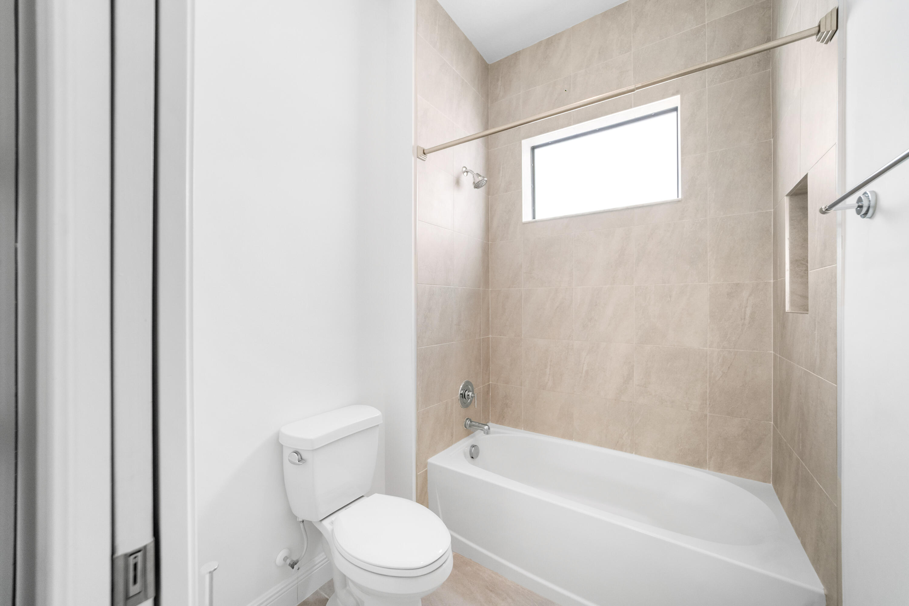 PARKLAND BAY - Residential