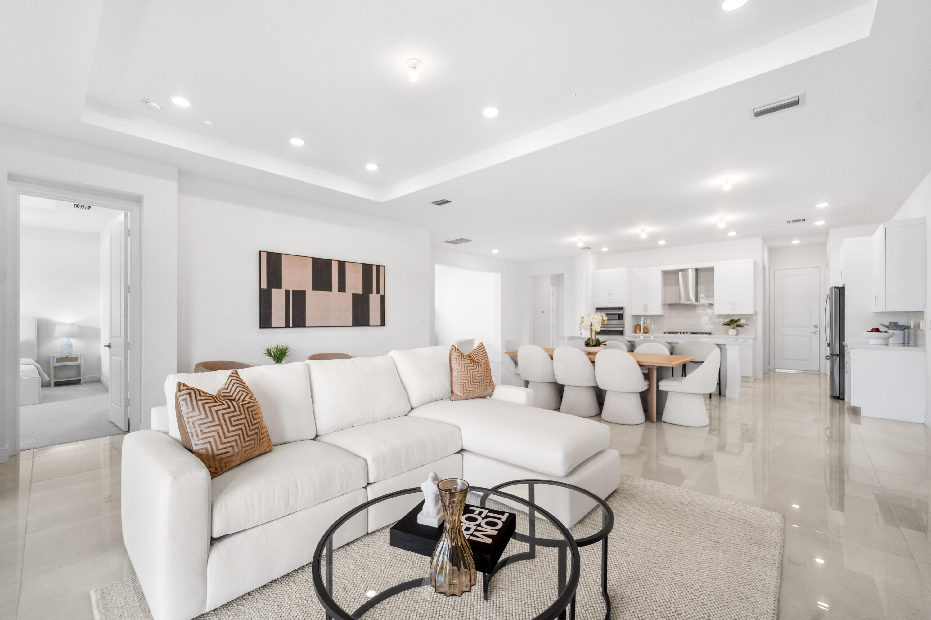 PARKLAND BAY - Residential