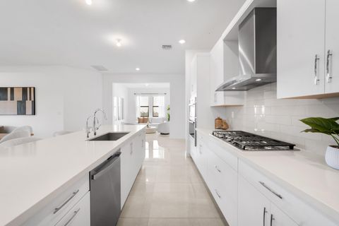 Tiny photo for 12260 N Baypoint Circle, Parkland, FL 33076 (MLS # B26014170)