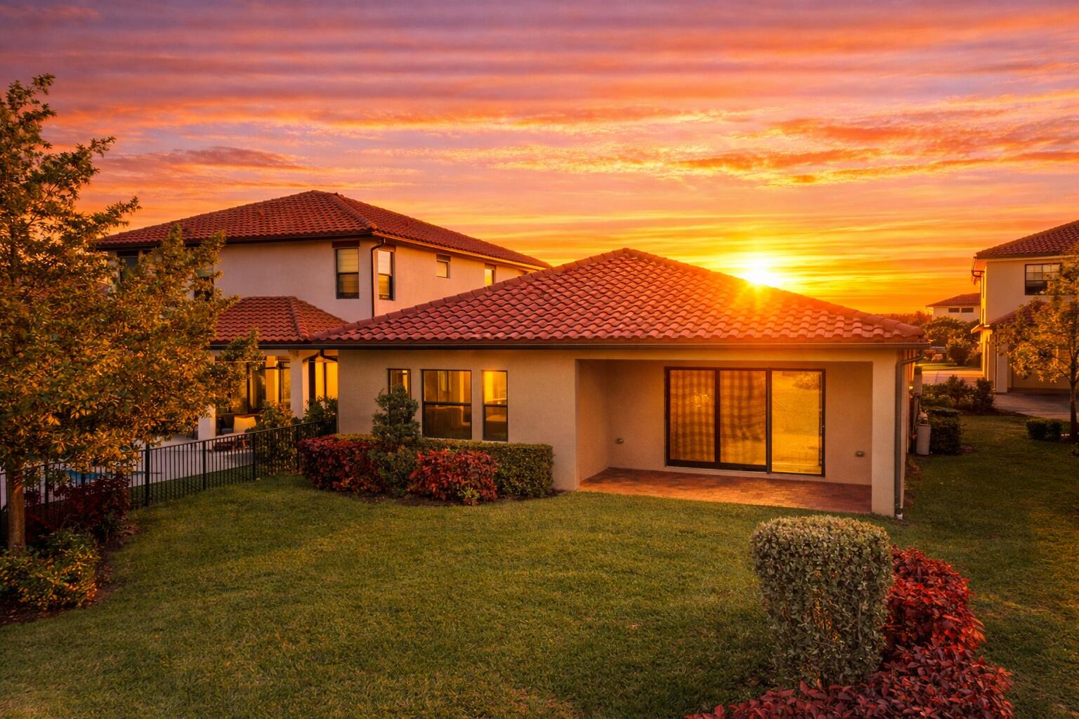 PARKLAND BAY - Residential