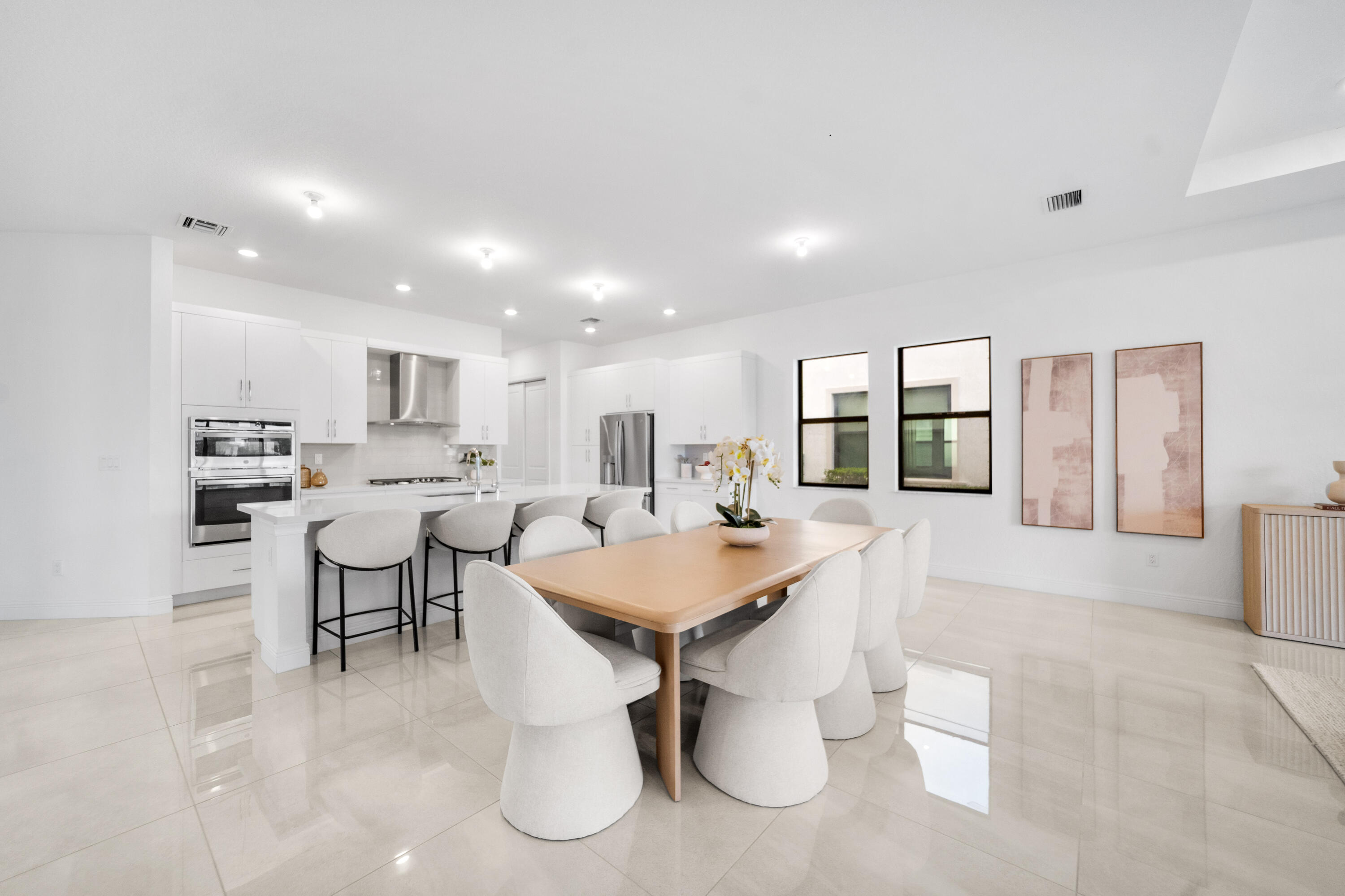 PARKLAND BAY - Residential