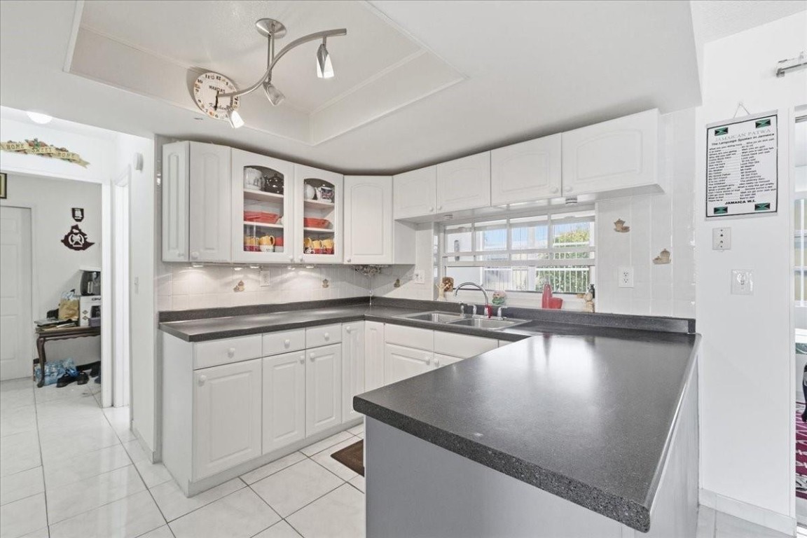 Paradise Gardens Sec 2 69 - Residential