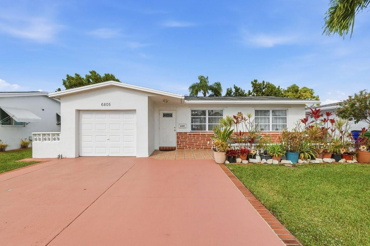 Paradise Gardens Sec 2 69 - Residential