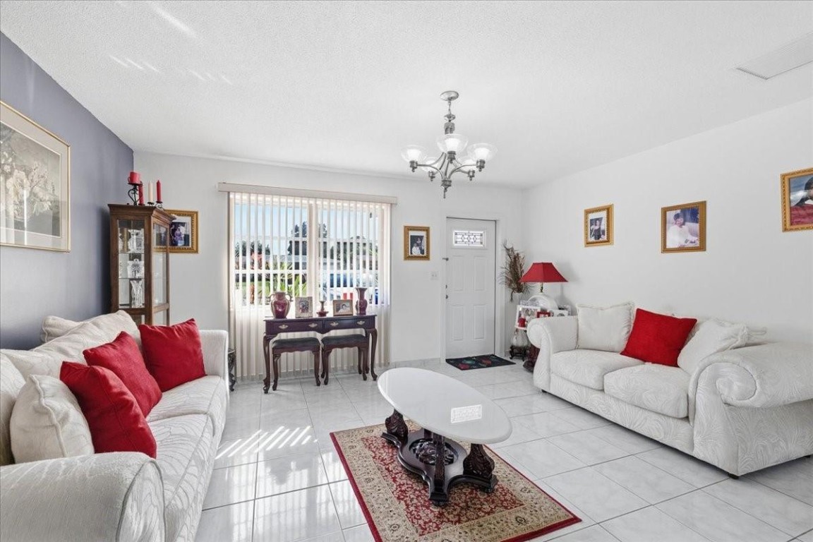 Paradise Gardens Sec 2 69 - Residential