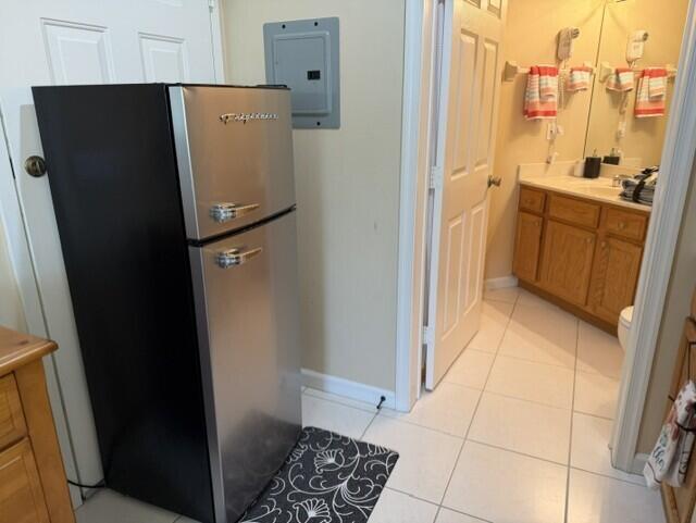 CASTLE PINES CONDOMINIUM - Residential Lease