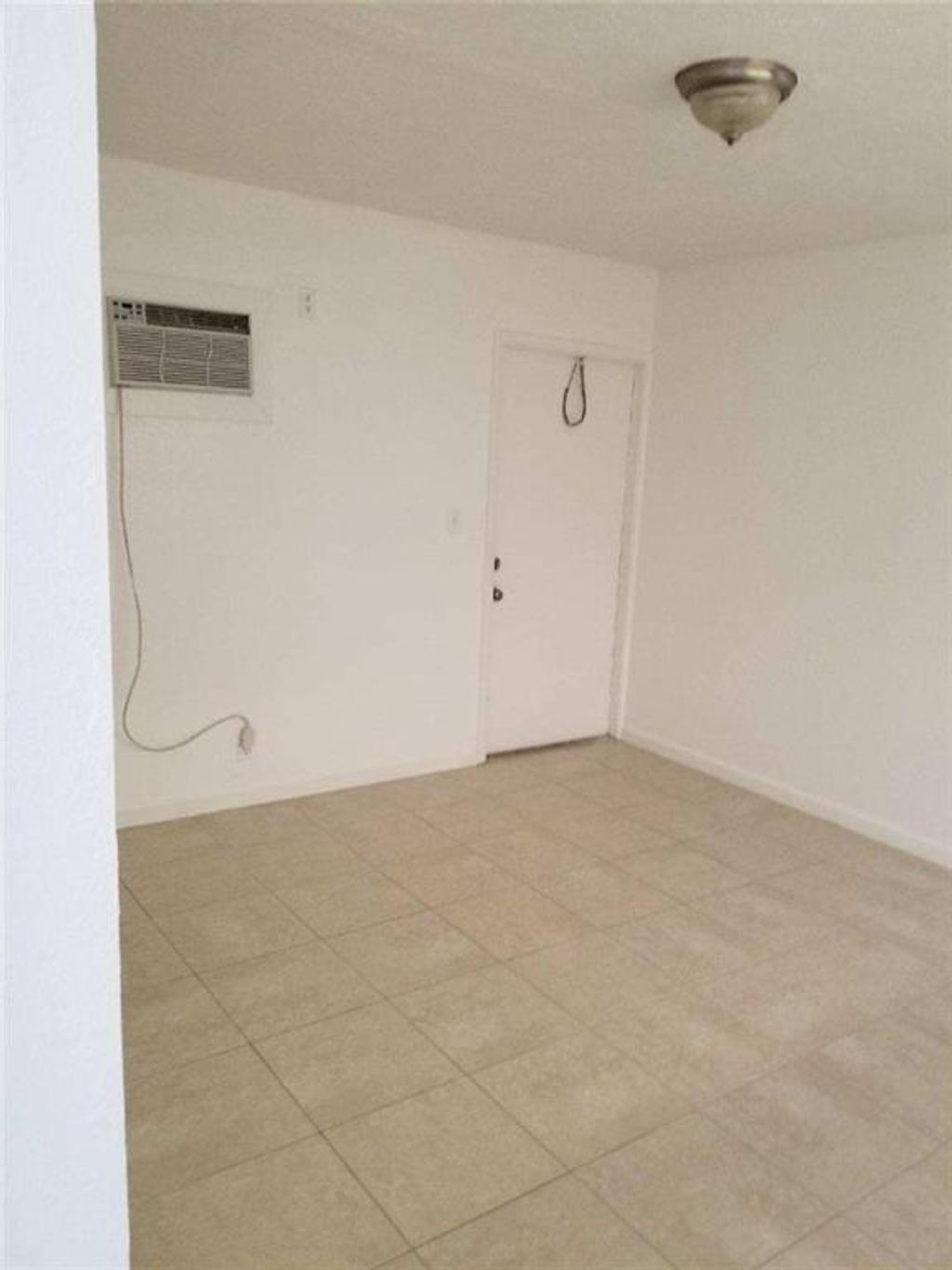Photo of 4320 SW 6th St #110, Plantation, FL 33317 (MLS # F10377857)