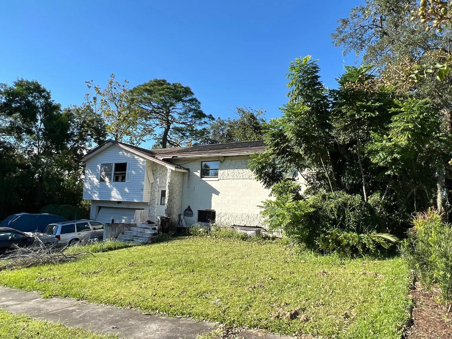631 Prairie Ln