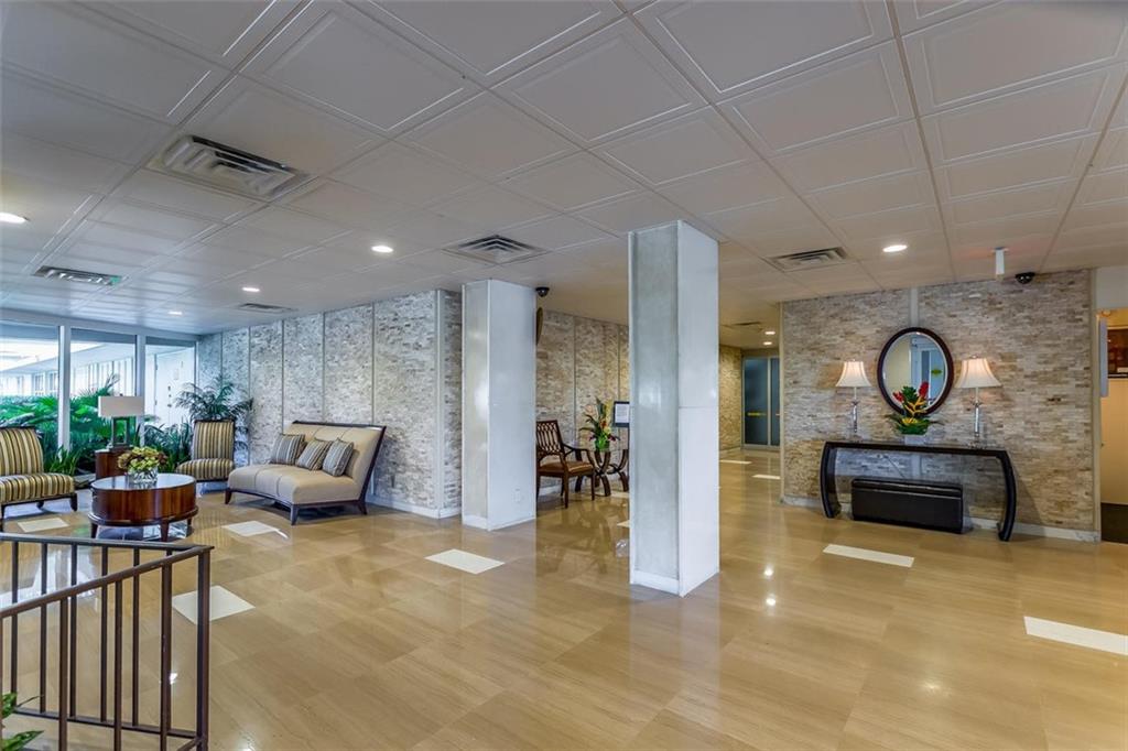 CORAL RIDGE TOWERS NORTH - Residential