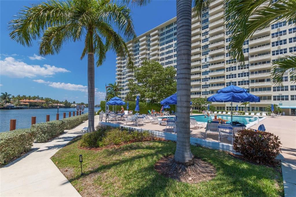 CORAL RIDGE TOWERS NORTH - Residential
