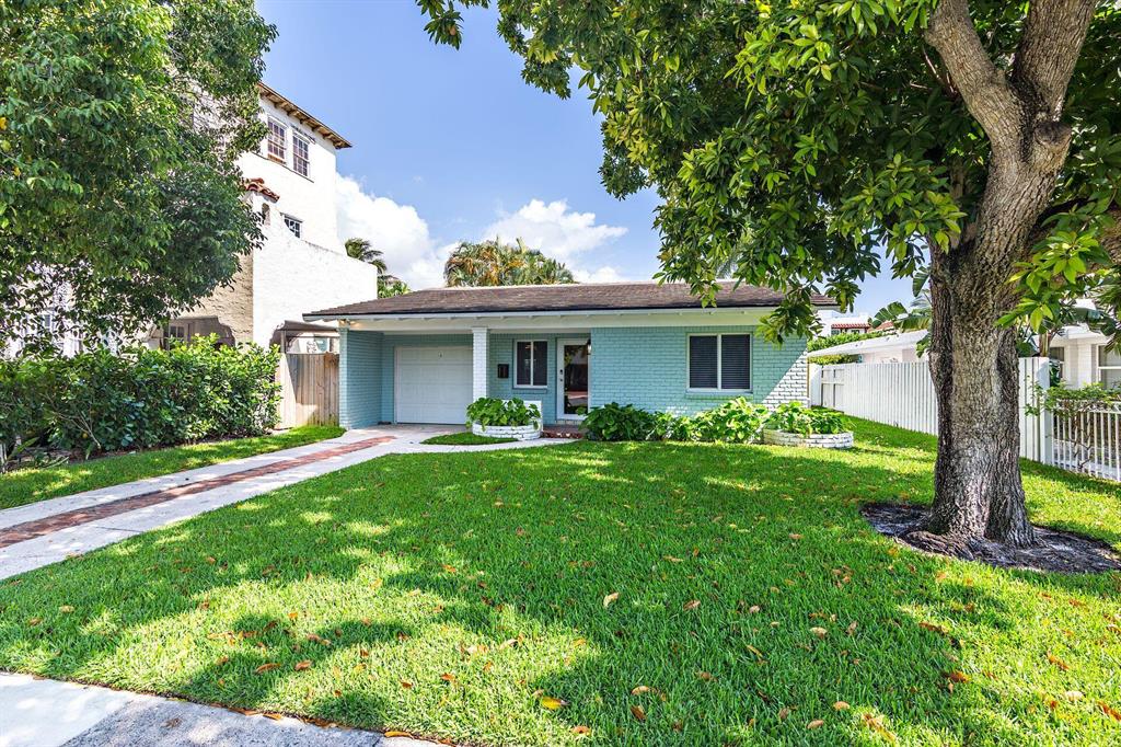 Photo of 205 Greymon Drive Dr, West Palm Beach, FL 33405 (MLS # R10815972)