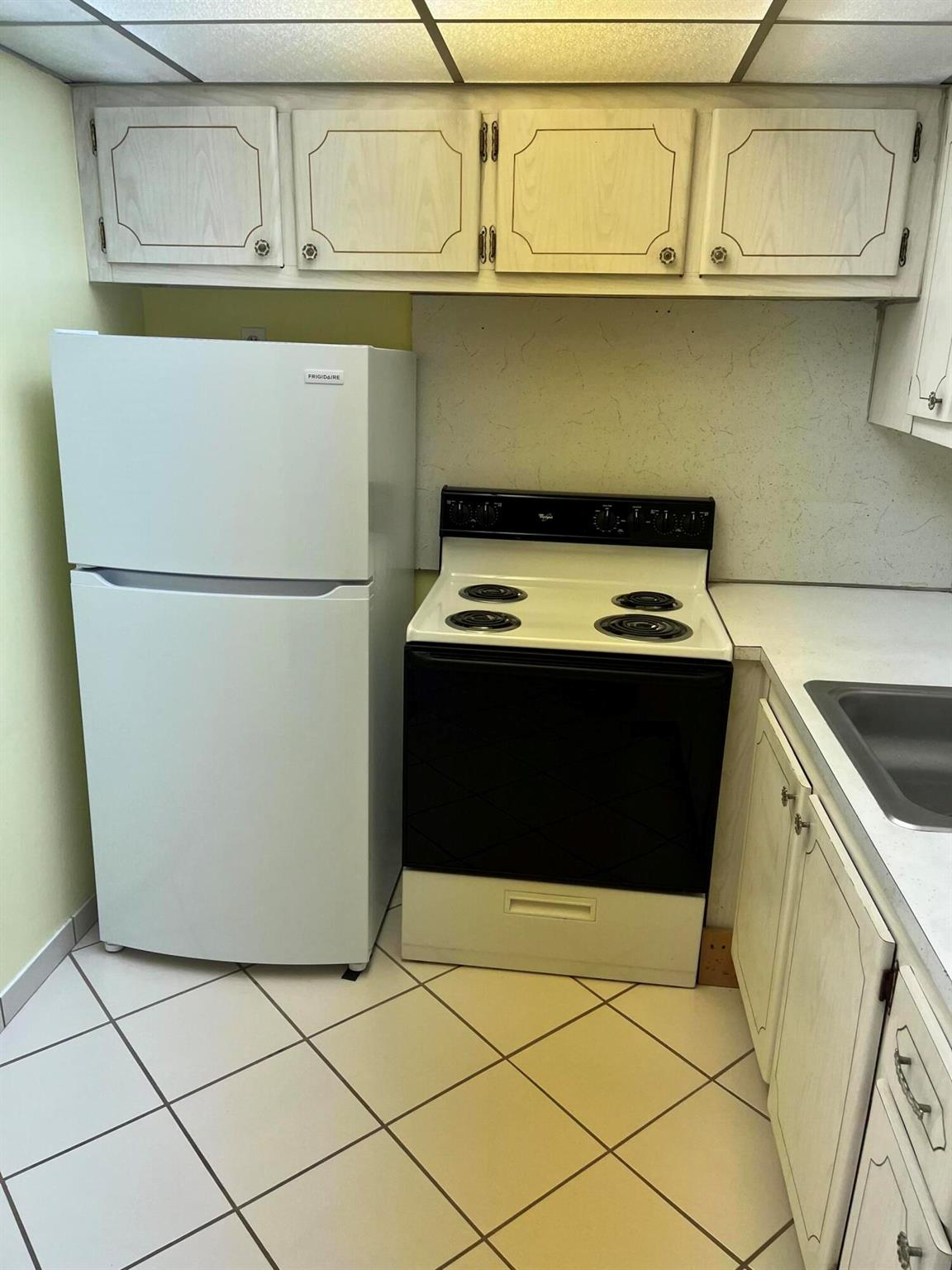 215 Canterbury J