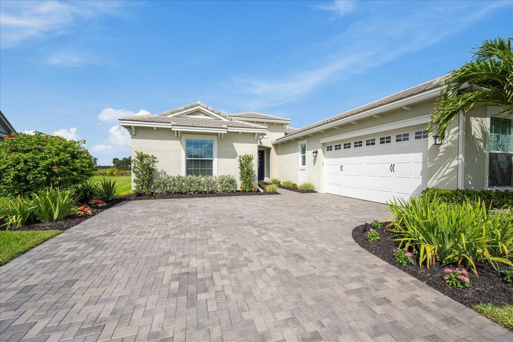 Photo of 16064 Whippoorwill Circle, Westlake, FL 33470 (MLS # R10984430)