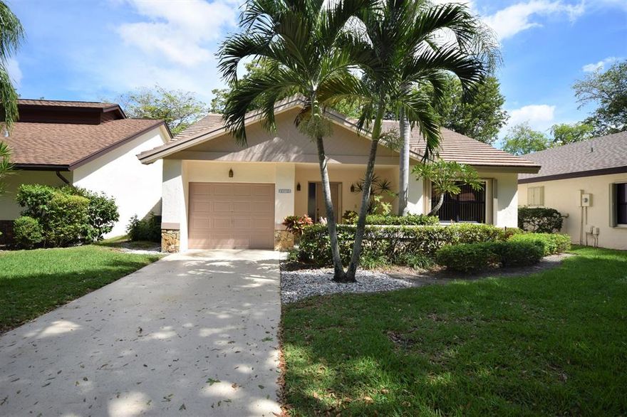 This 2bedroom/2bathroom is nestled in a quaint 55+ gated community neighboring nearby shopping, dining, and major highways. Enjoy a peaceful retreat to Fairmont Place's resort style pool, tennis courts, and clubhouse. The vaulted ceiling gives the living and dining room a grand feel along with the enclosed lanai which offers plenty of light. One car garage is adequate for your car or even storage! Accordion shutters included.