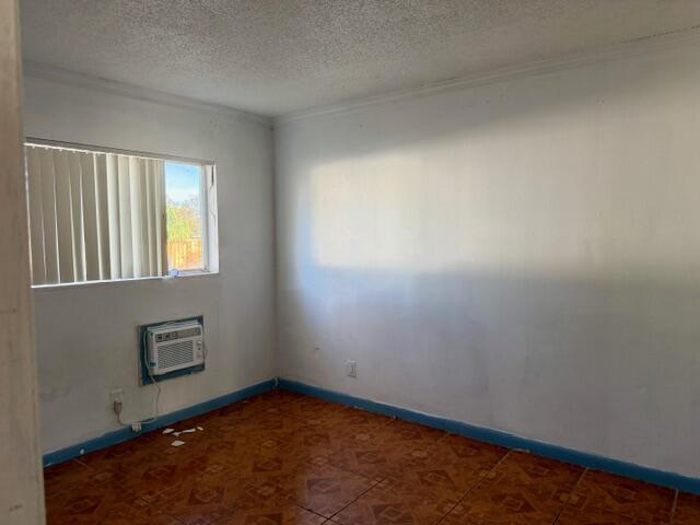 ENCLAVE AT CROWN PARK CONDO - Residential