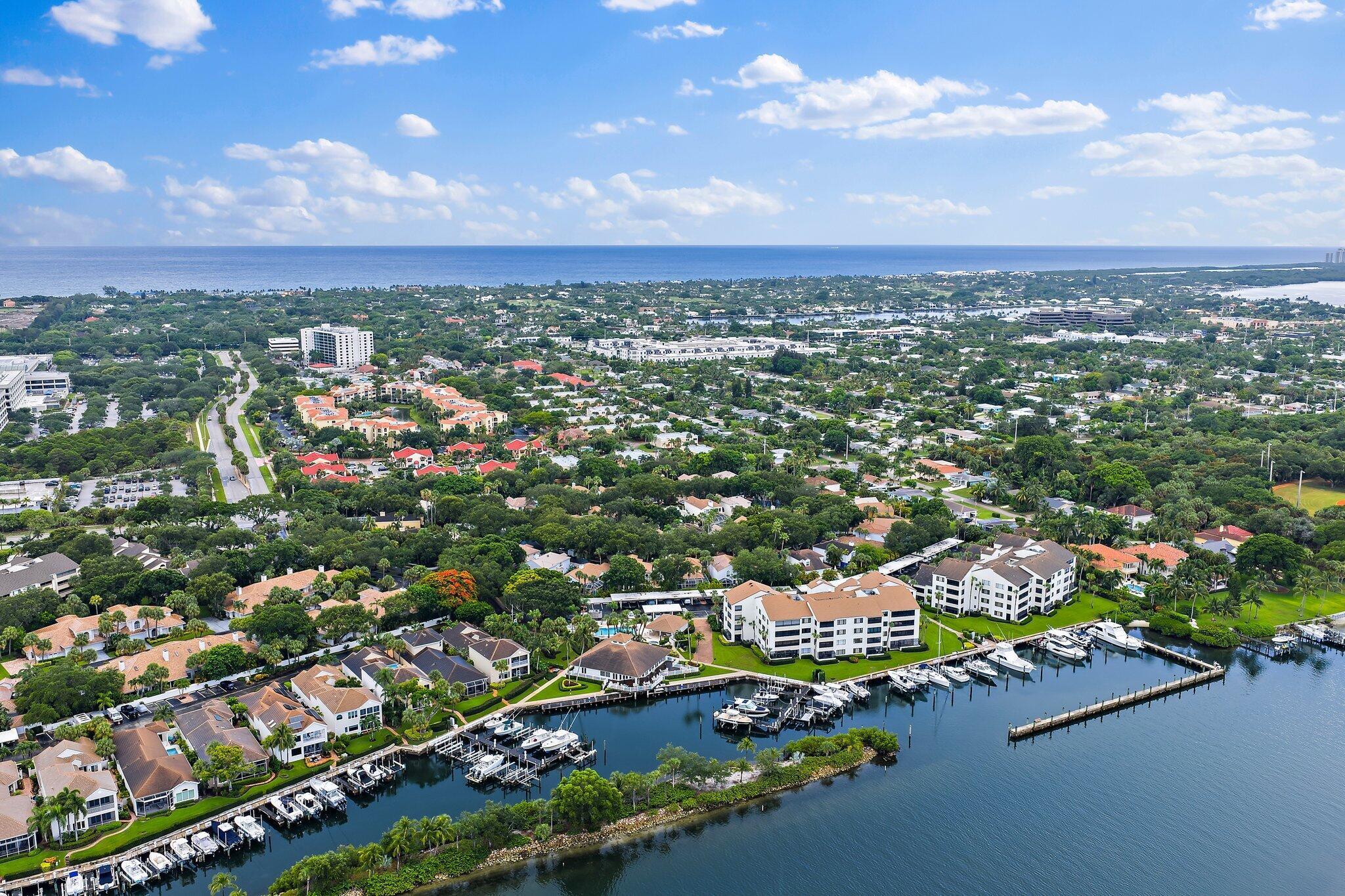 OAK HARBOUR 3 - Residential