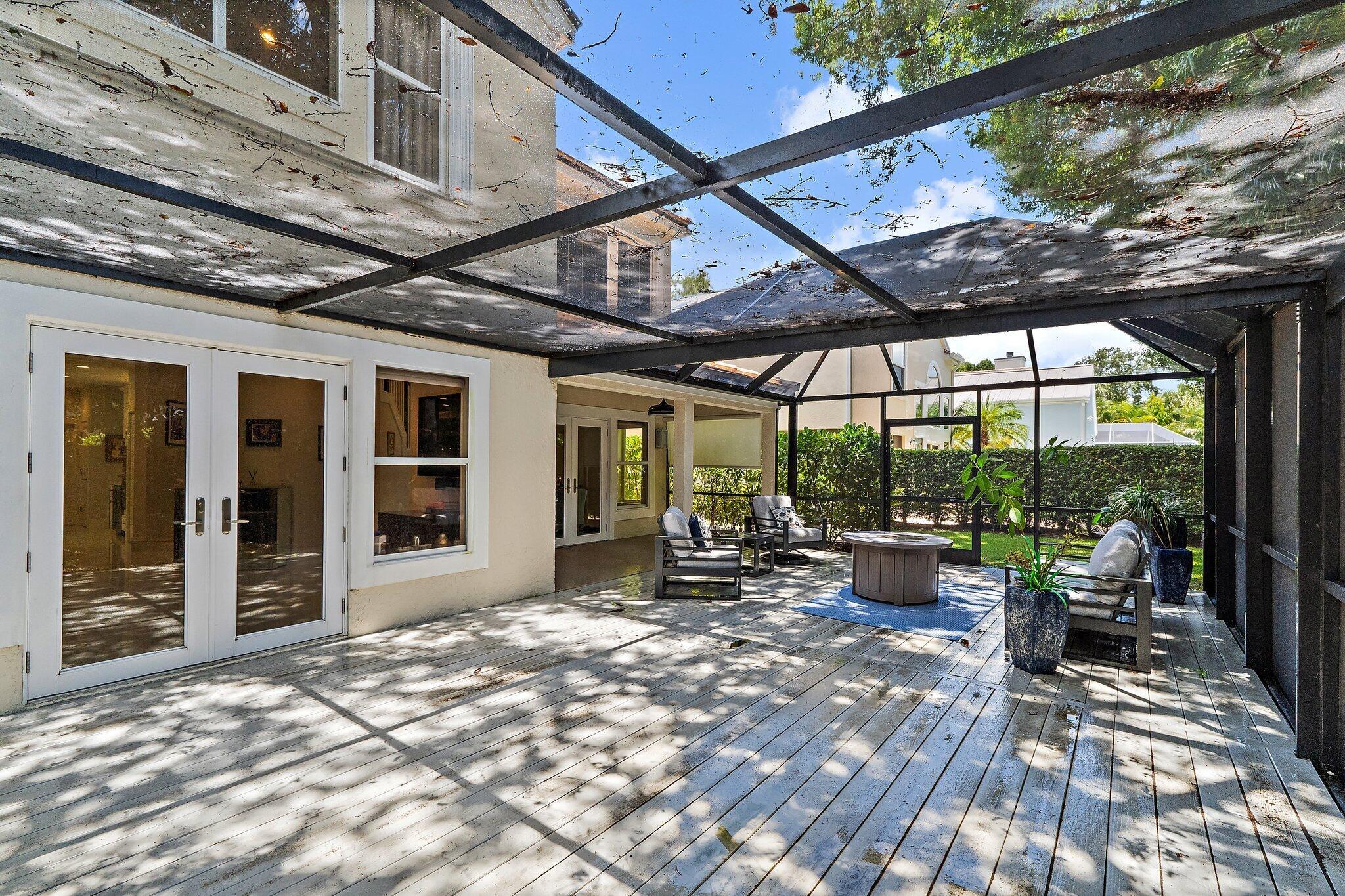 OAK HARBOUR 3 - Residential