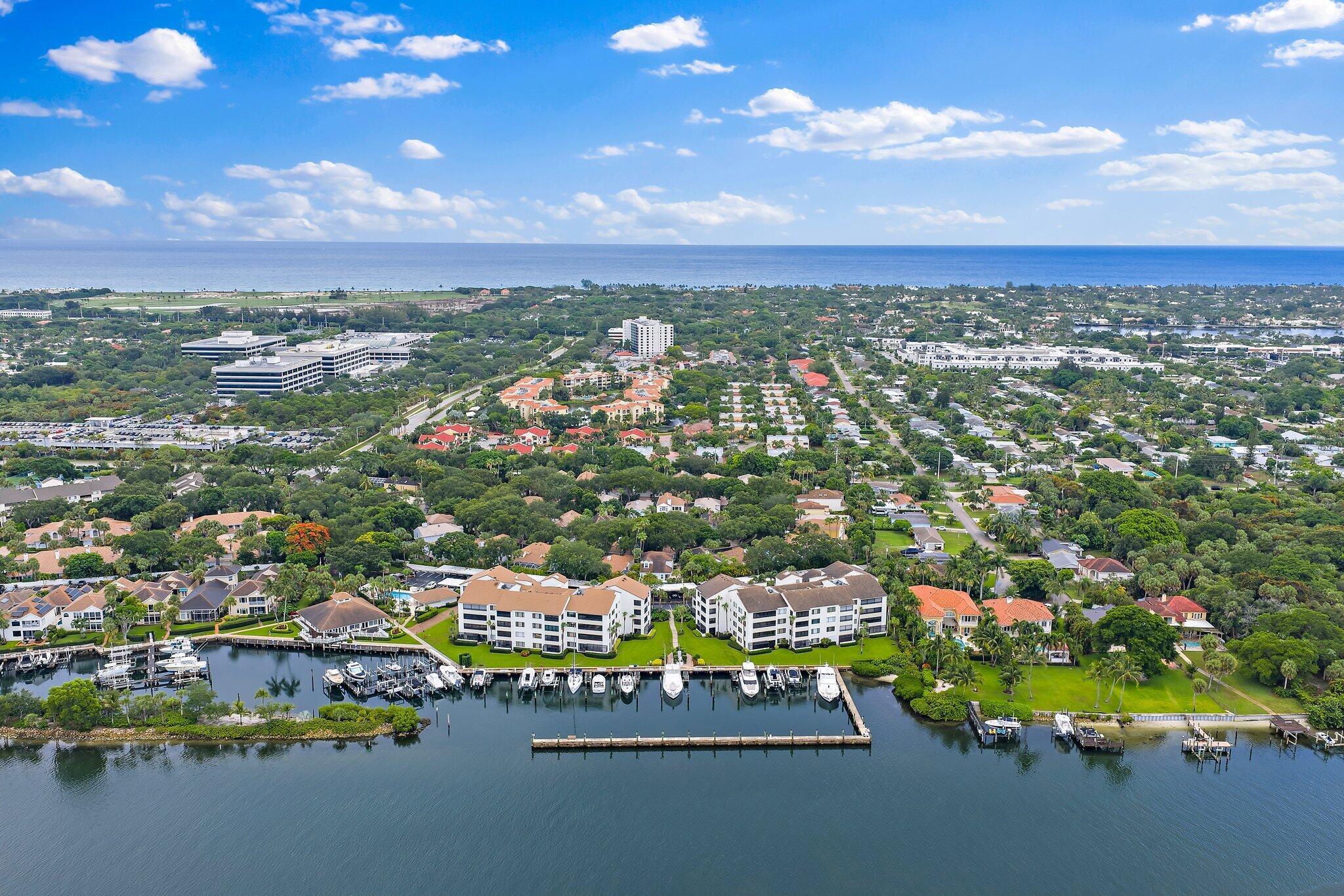 OAK HARBOUR 3 - Residential