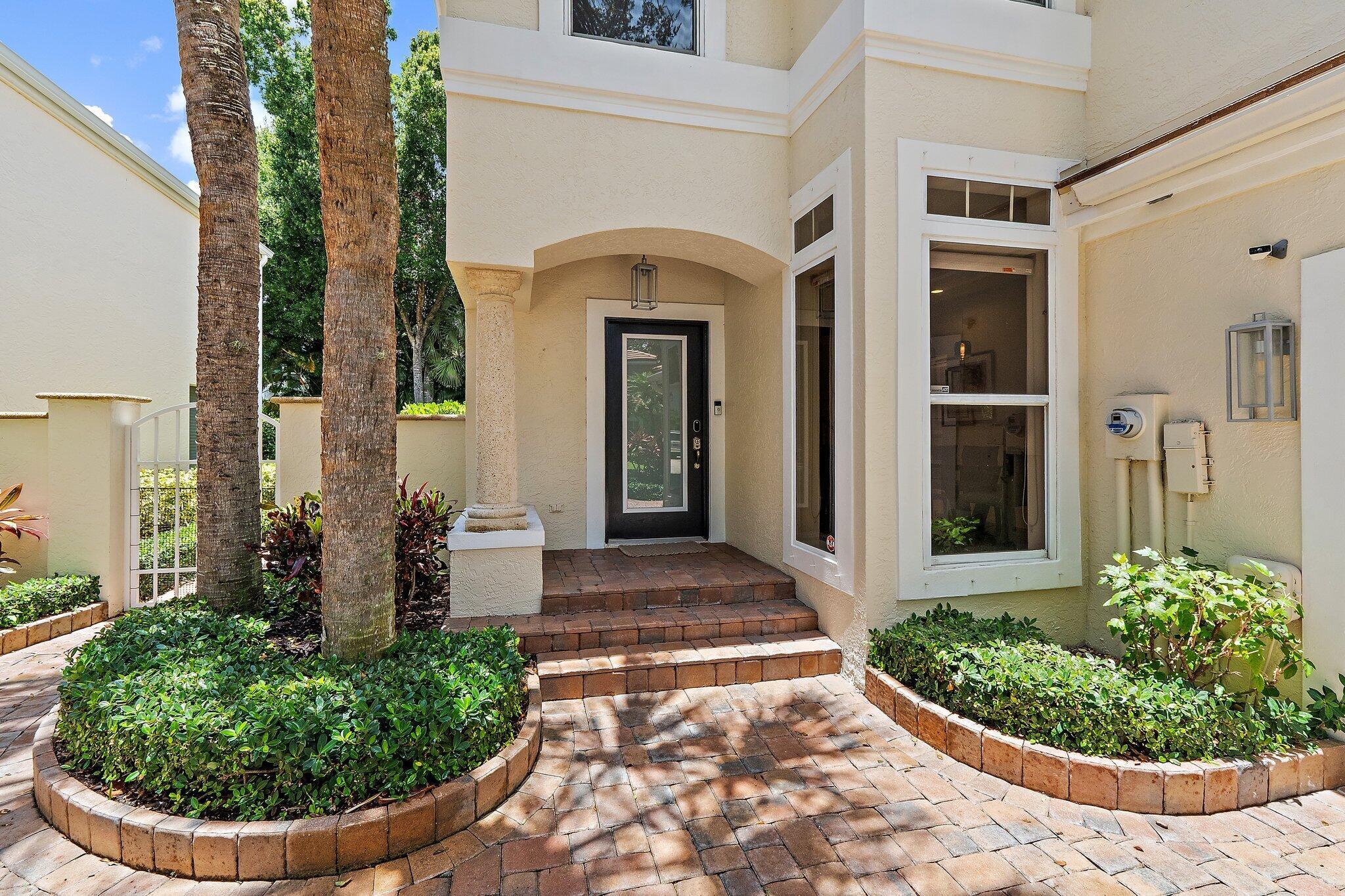 OAK HARBOUR 3 - Residential