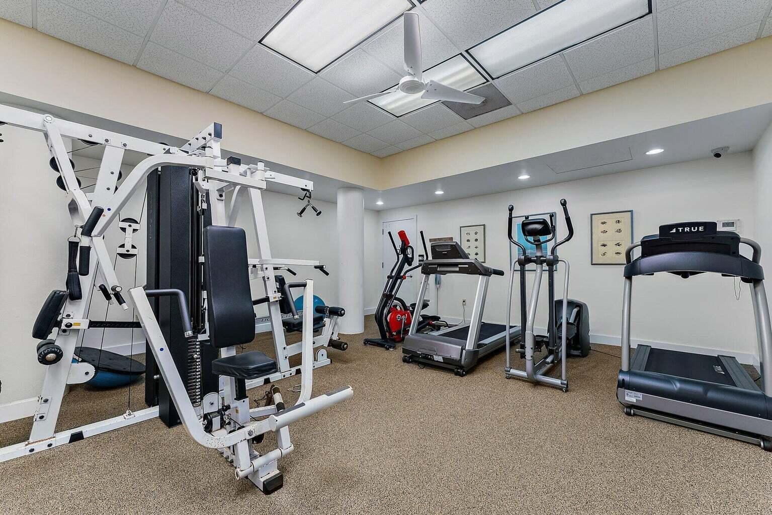 OAK HARBOUR 3 - Residential