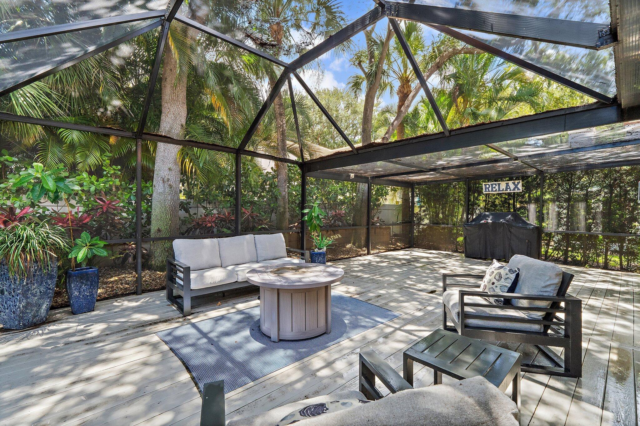 OAK HARBOUR 3 - Residential