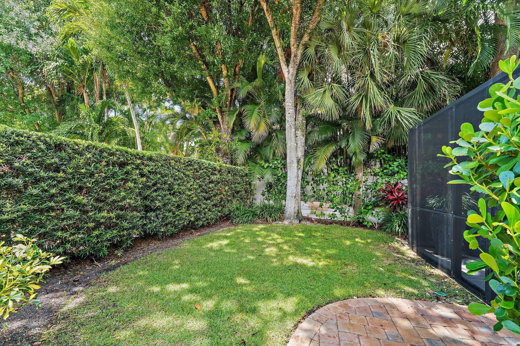 OAK HARBOUR 3 - Residential