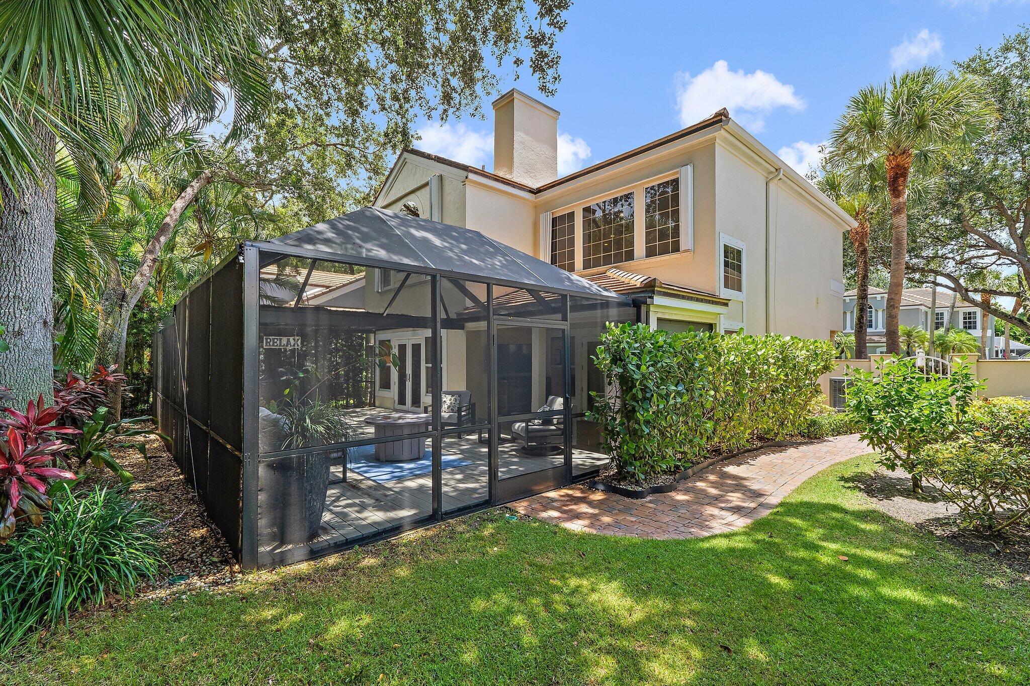 OAK HARBOUR 3 - Residential