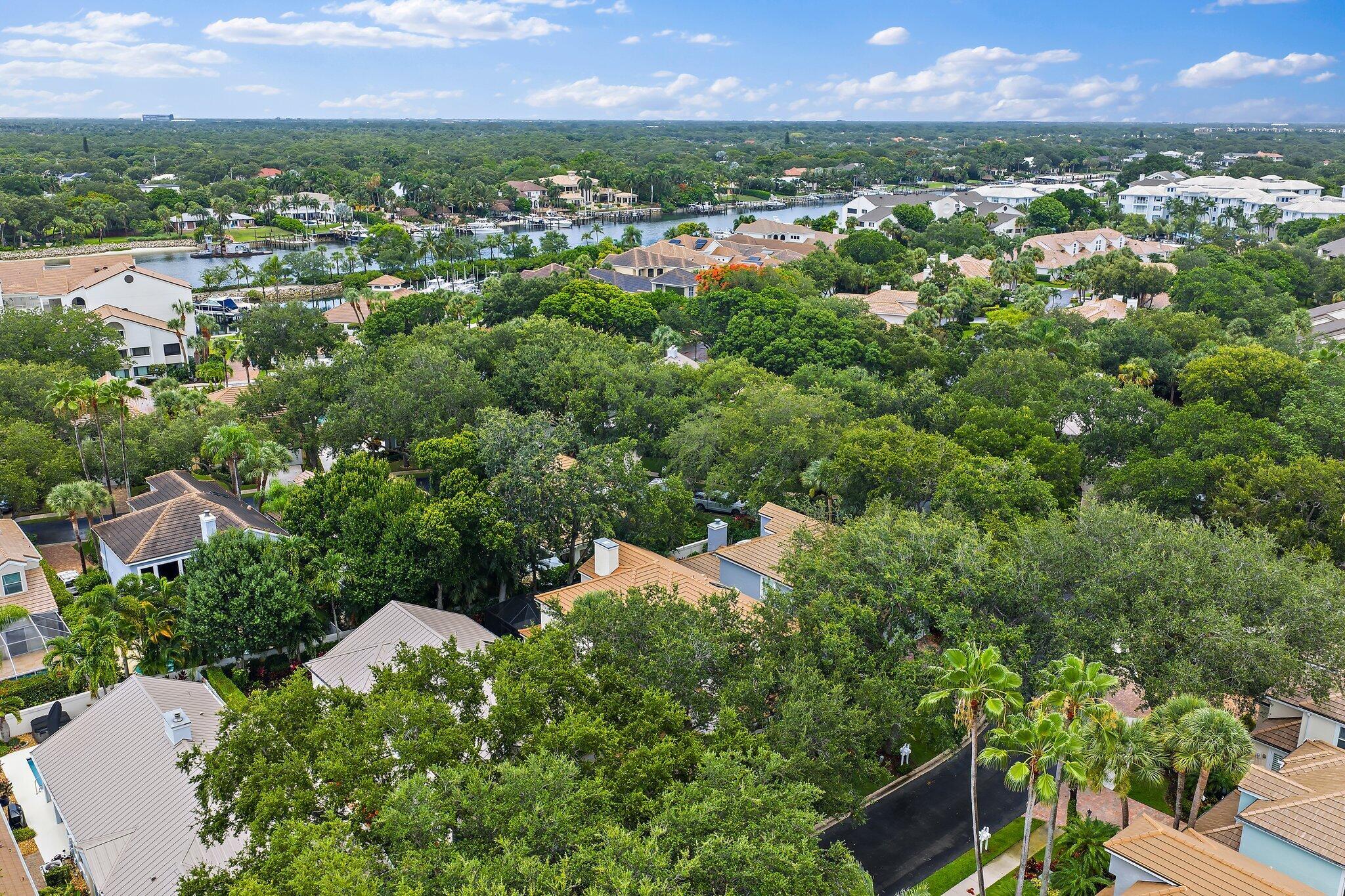 OAK HARBOUR 3 - Residential