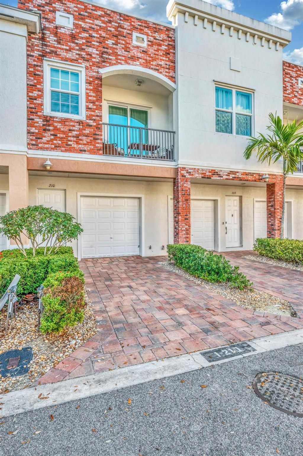 Photo of 10560 SW Stephanie Way #1210, Port Saint Lucie, FL 34986 (MLS # R11048946)