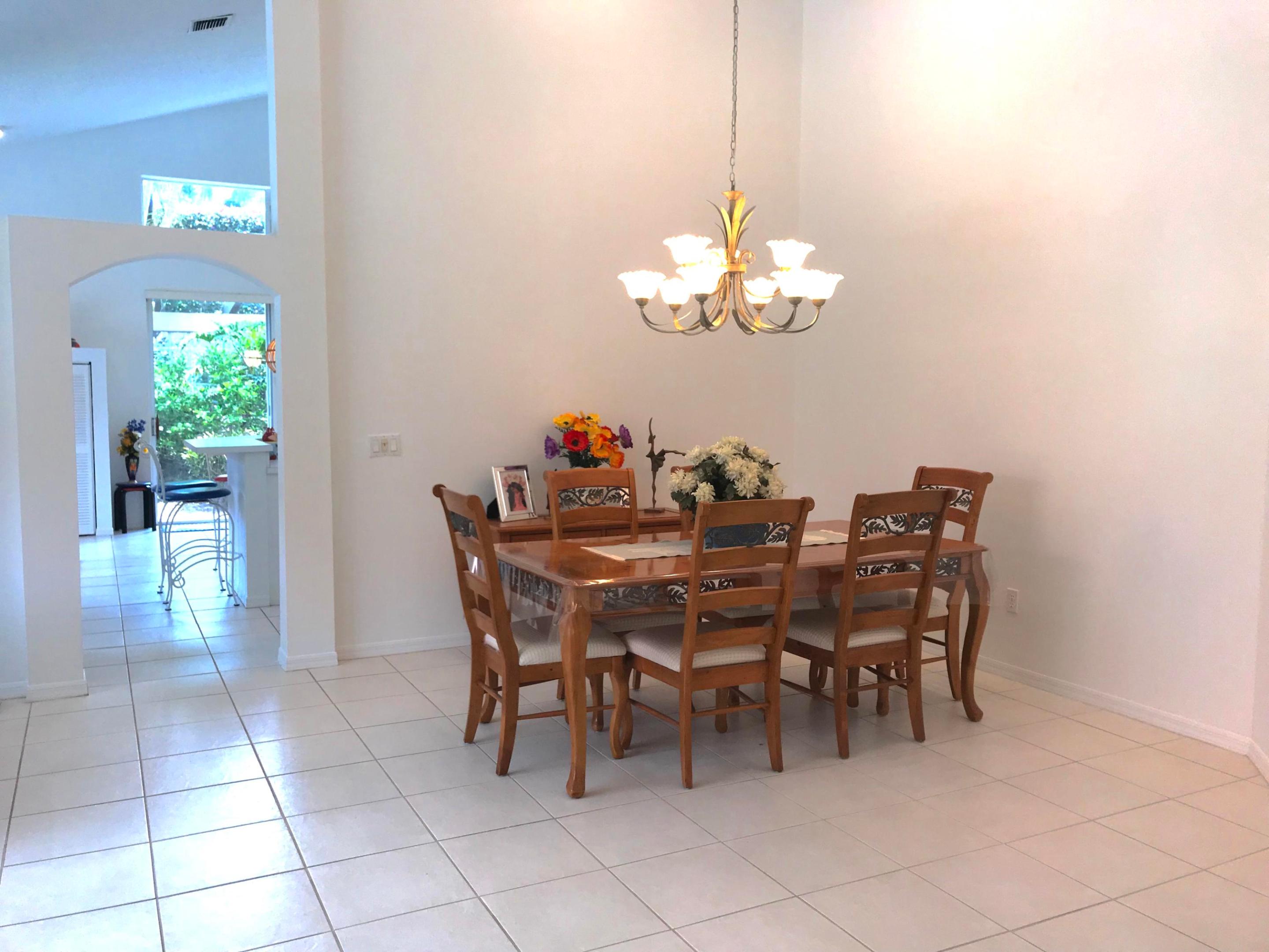 NEWPORT BAY CLUB / HAMPTON CLUB - Residential