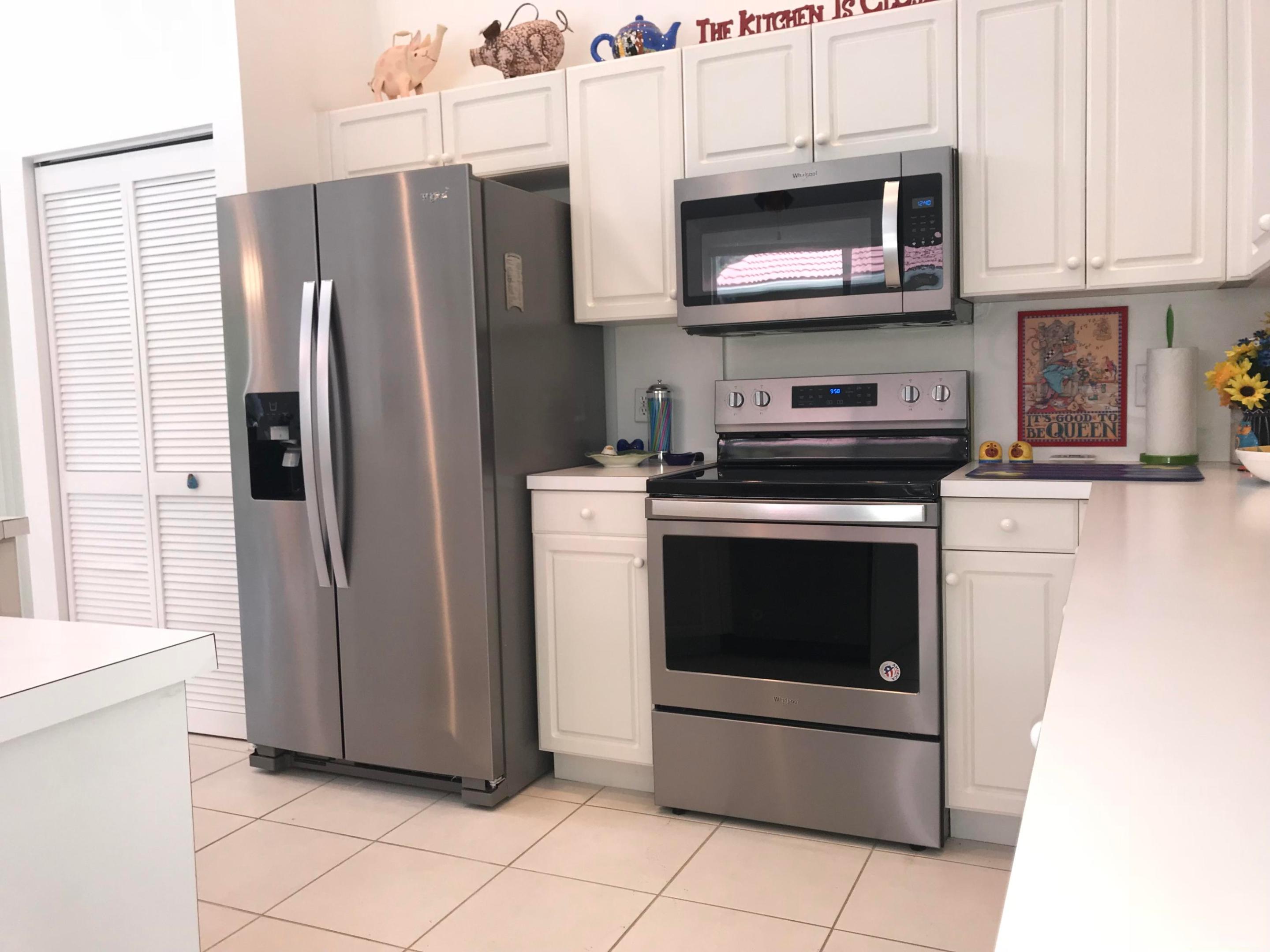 NEWPORT BAY CLUB / HAMPTON CLUB - Residential