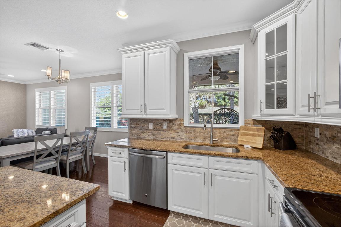 TREVI AT THE GARDENS - Residential Lease