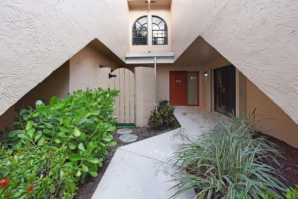 17340 W Boca Club Boulevard 704