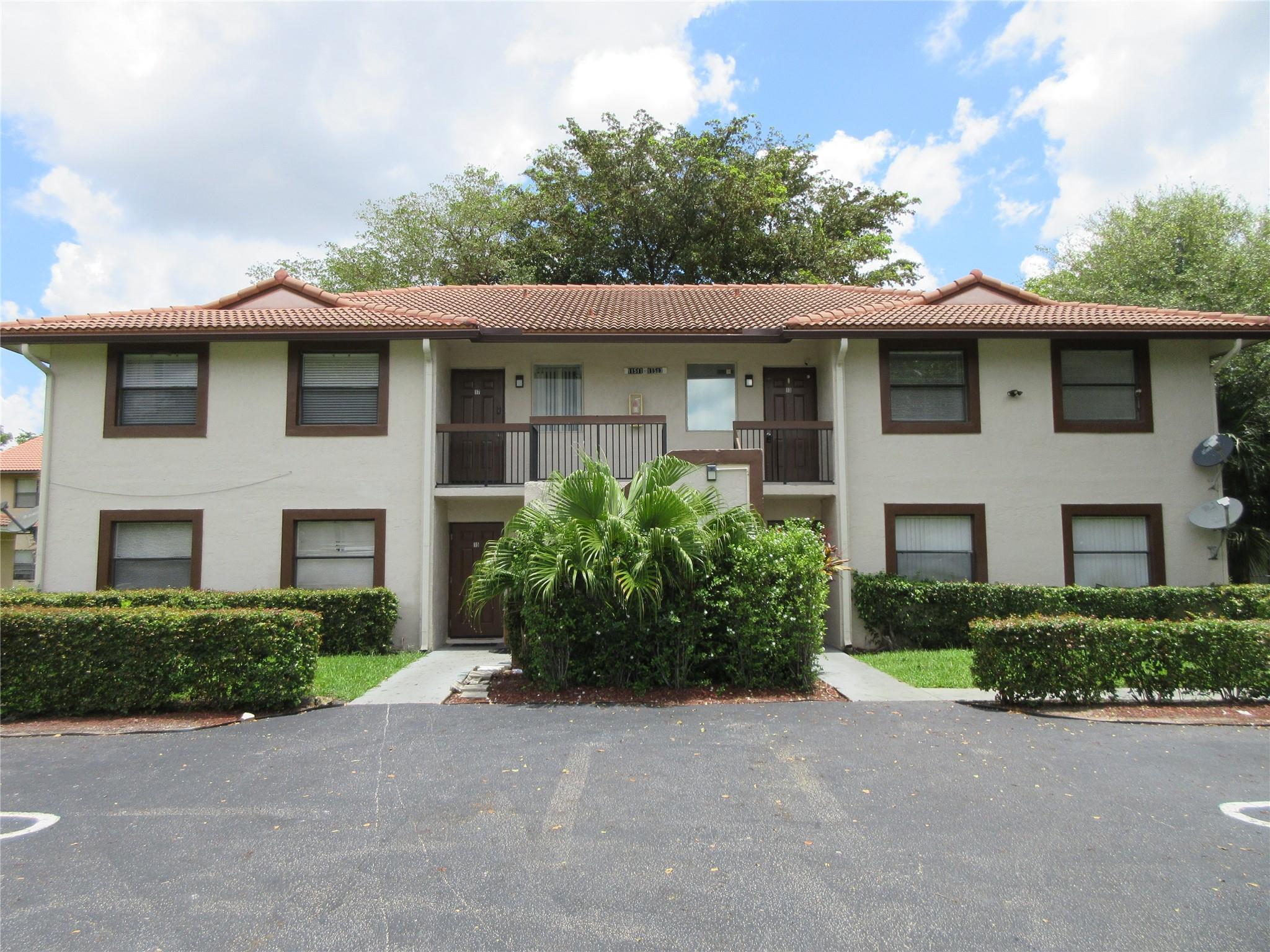 Beautiful 3/2 apartment in the heart of Coral Springs. This 1st floor unit has been completely renovated with
new floors throughout. New kitchen cabinets, new appliances, granite countertops, both bathrooms completely
remodeled. A nice open floor plan with large size bedrooms and a private patio with a storage closet, This
building has no association, so you can move in right away. This property has ample parking with two assigned
spots and very well maintained inside and out. Common area laundry just outside the unit. Don’t miss out. THIS
UNIT WILL GO QUICK!!!