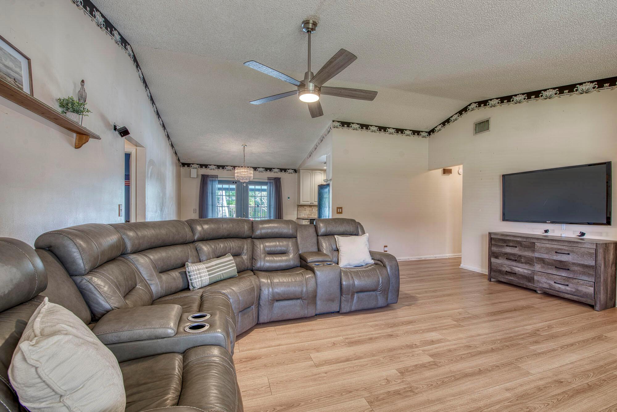 146 Miramar Avenue