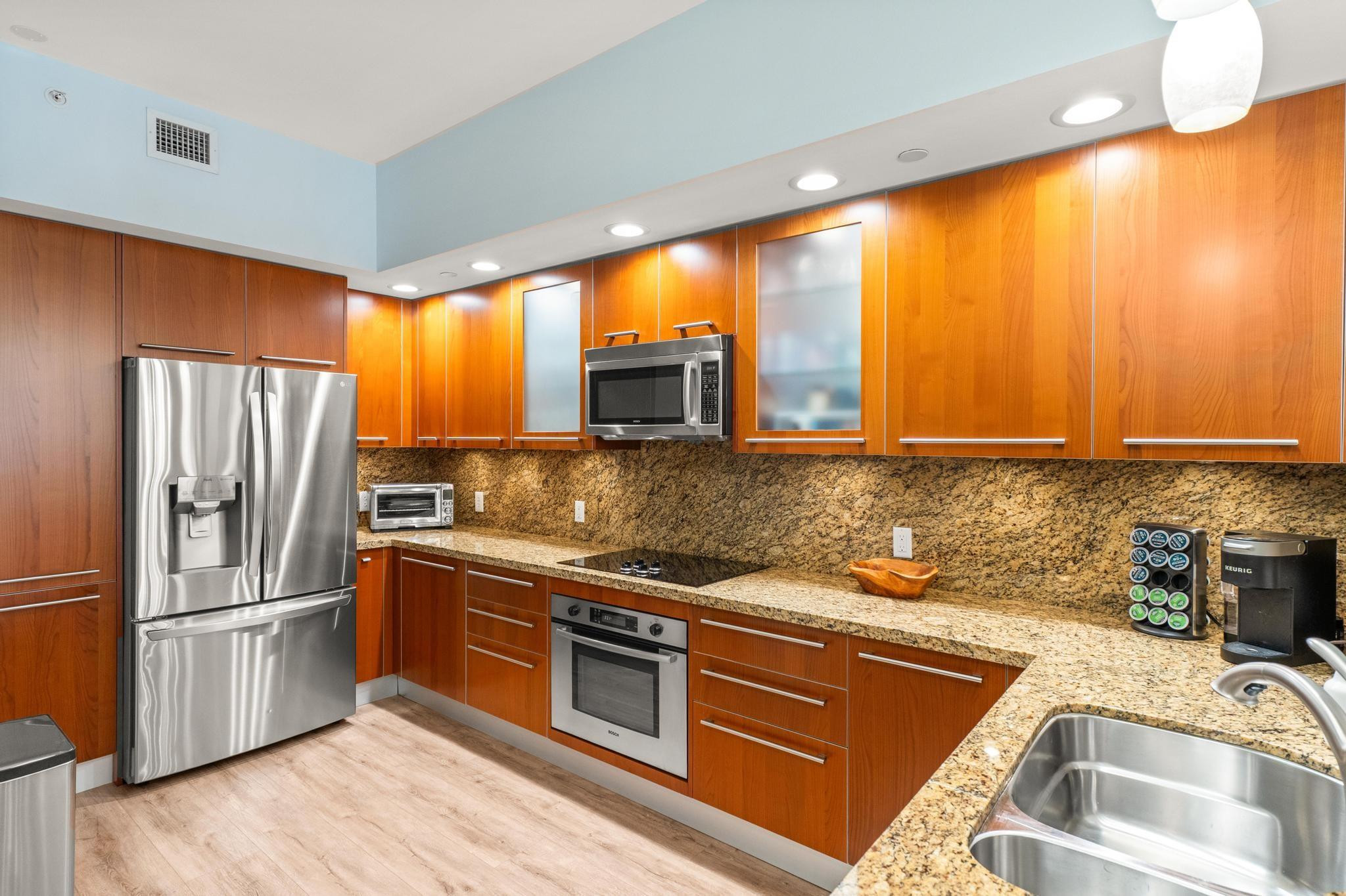 4445 El Mar Drive 209