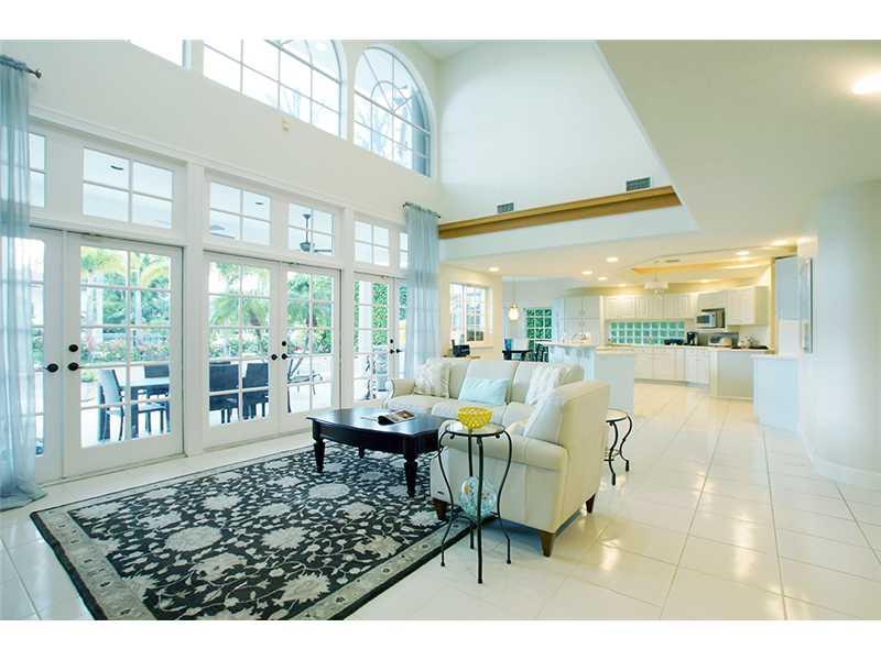 LAS OLAS ISLES - Residential