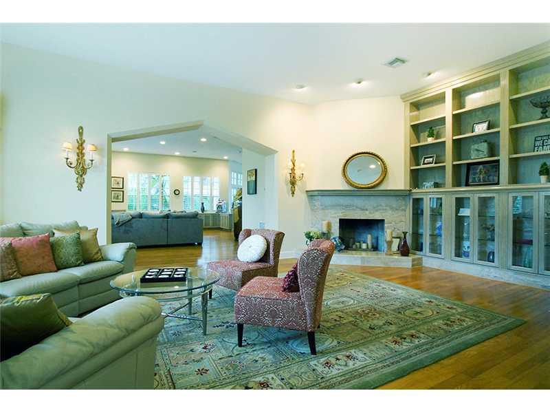 LAS OLAS ISLES - Residential