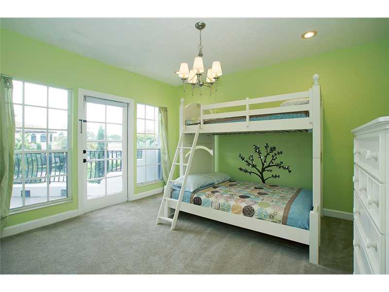 LAS OLAS ISLES - Residential