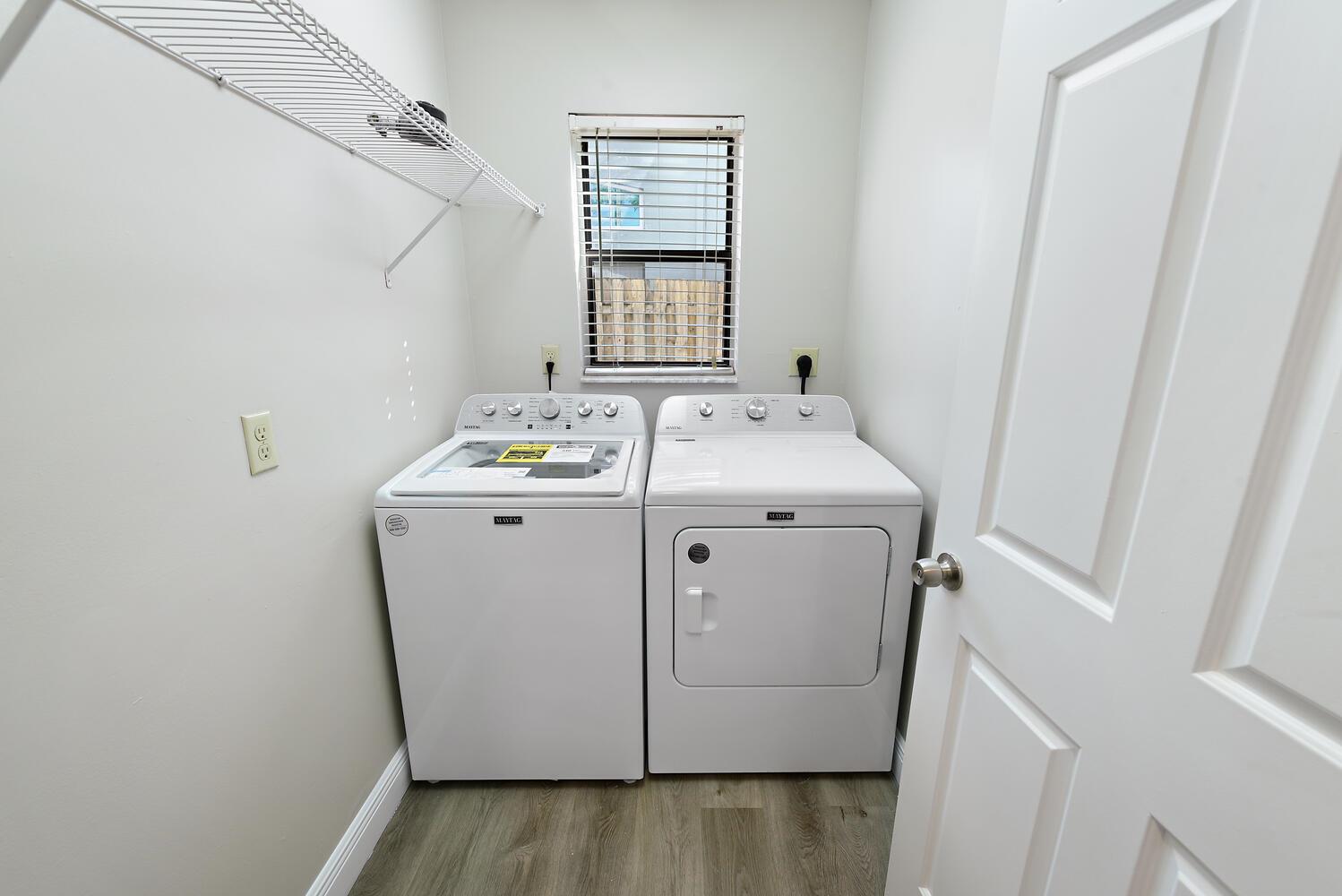 SUGAR POND MANOR OF WELLI - Residential Lease