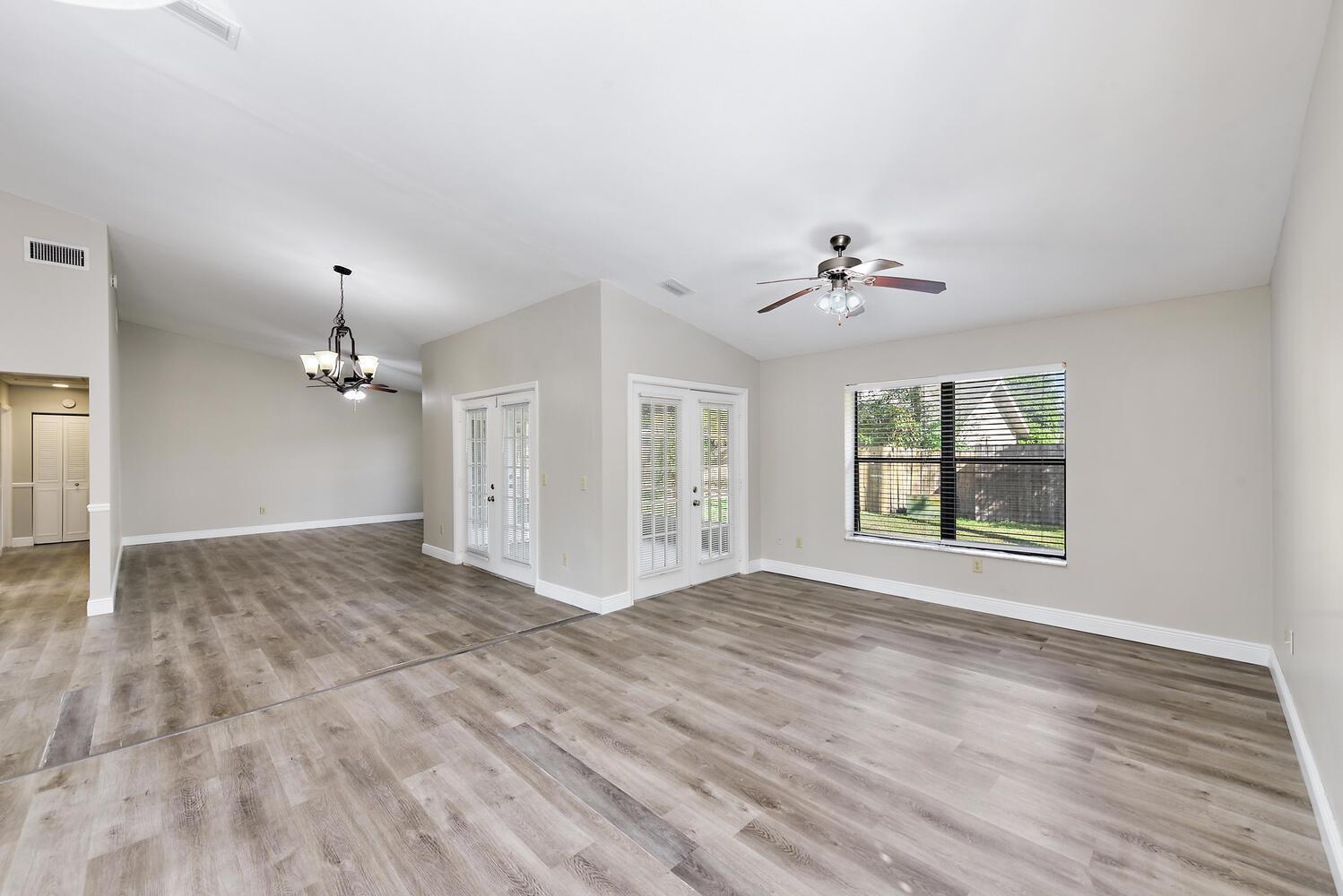 SUGAR POND MANOR OF WELLI - Residential Lease
