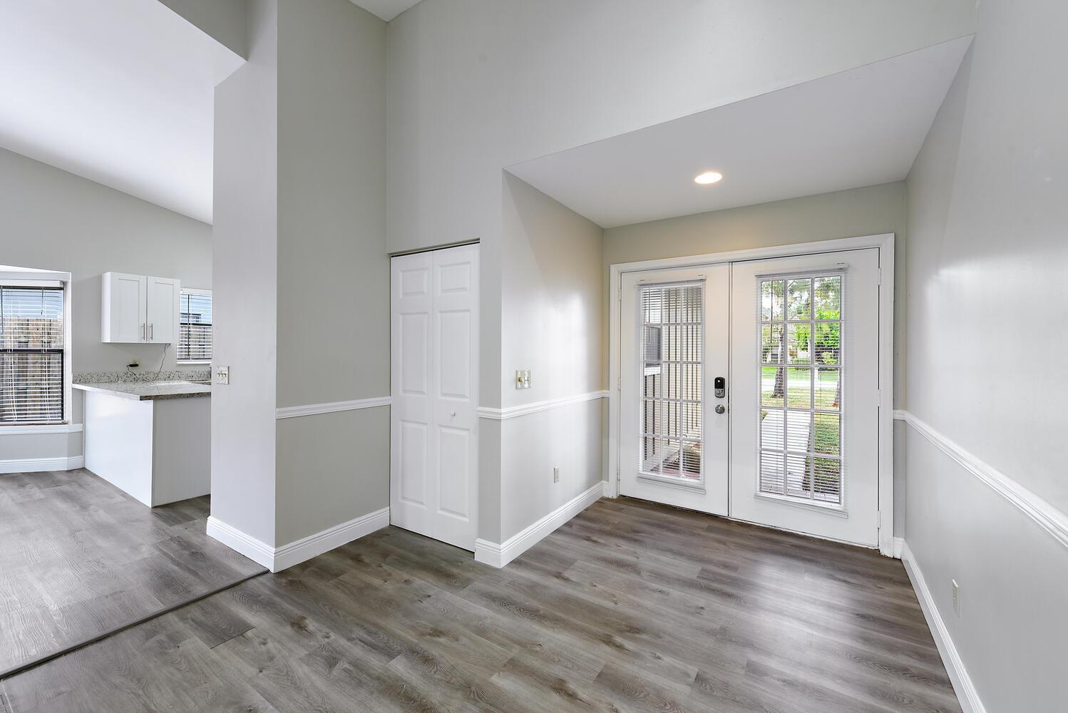 SUGAR POND MANOR OF WELLI - Residential Lease